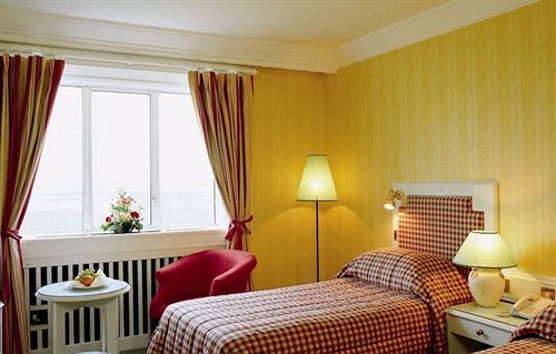 Riverside Park Hotel Macroom Dış mekan fotoğraf
