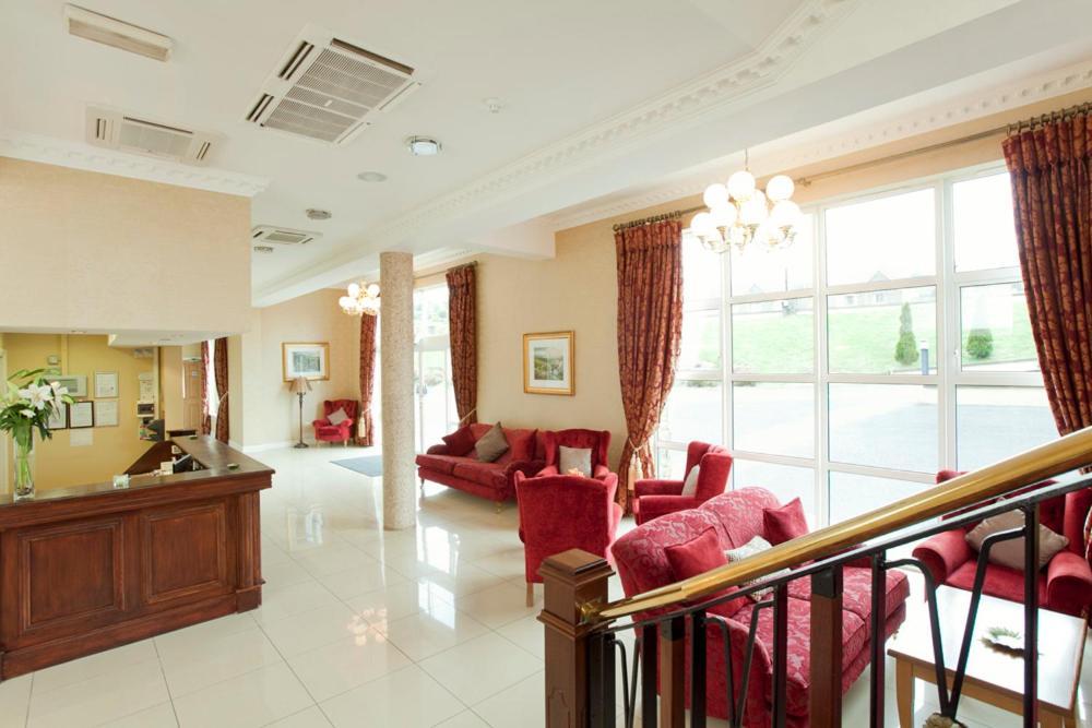 Riverside Park Hotel Macroom Dış mekan fotoğraf